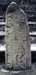 Tikal Stela 9, Frühe Klassik, 475 n. Chr.